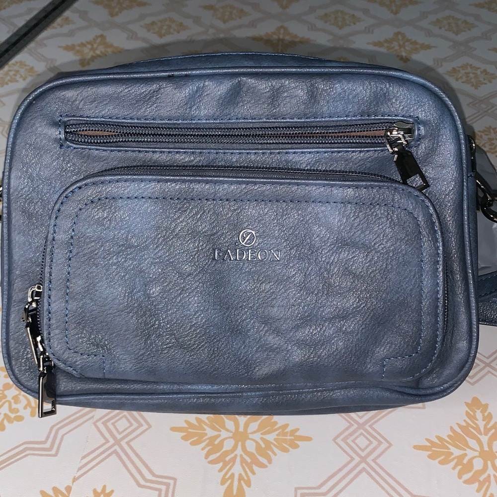 FADEON multi-pocket Leather Crossbody Bag
